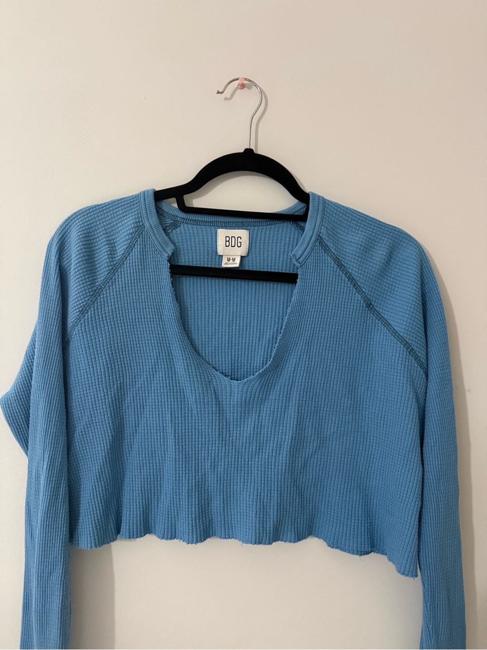 BDG Light Blue Cropped Waffle V‑Neck Long Sleeve Top